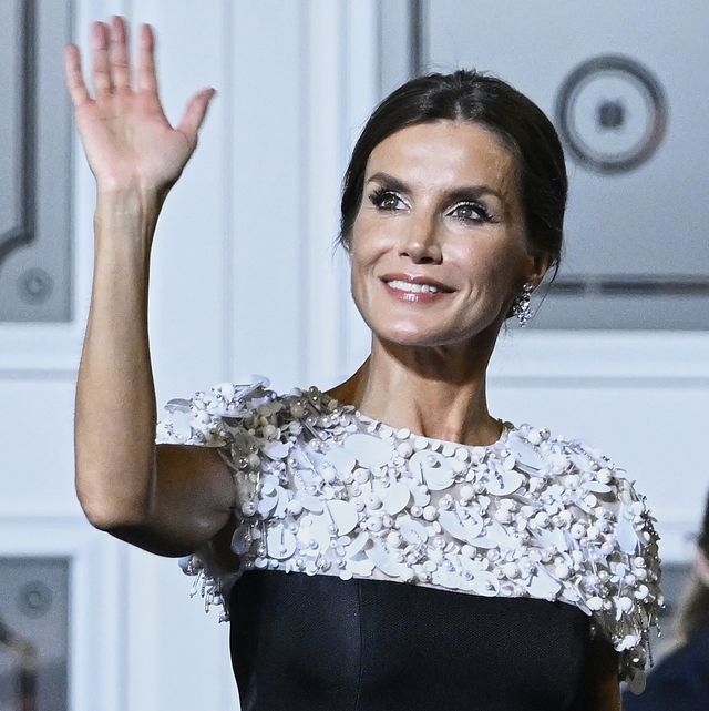 la reina letizia en los premios princesa de asturias 2022