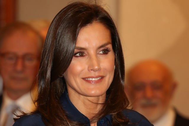 Reina Letizia durante el pleno de la rae