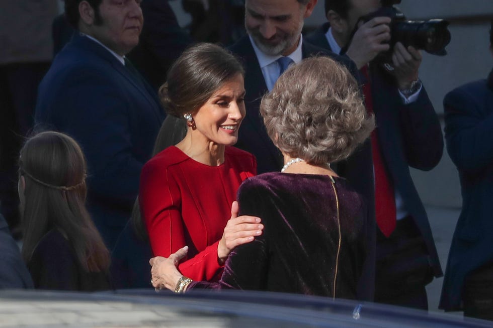 infanta Sofía, princesa Leonor, reina Letizia, rey Felipe, 40 aniversario Constitución, Reyes, infanta Sofía, princesa Leonor, reina Letizia, reina Sofía, rey Felipe, rey Juan Carlos, Los looks de Letizia y sus hijas en el 40 aniversario de la Constitución