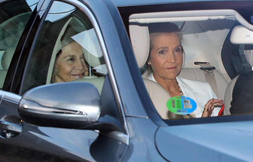 La reina Sofía y la infanta Elena, en la puesta de largo de Victoria Federica