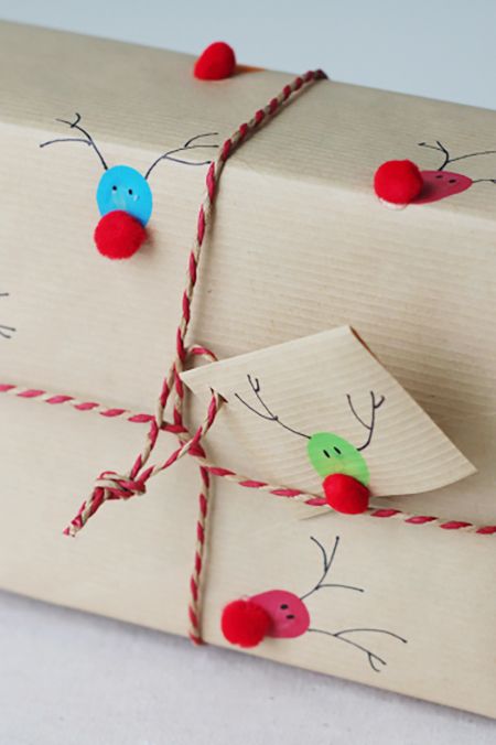 reindeer print gift wrap idea