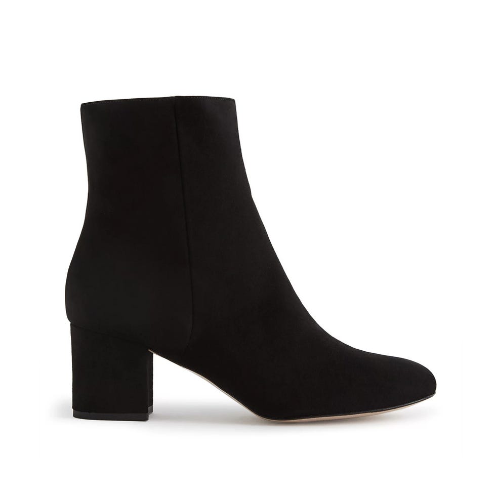 Footwear, Black, Shoe, Boot, Leather, High heels, Suede, Leg, Beige, 
