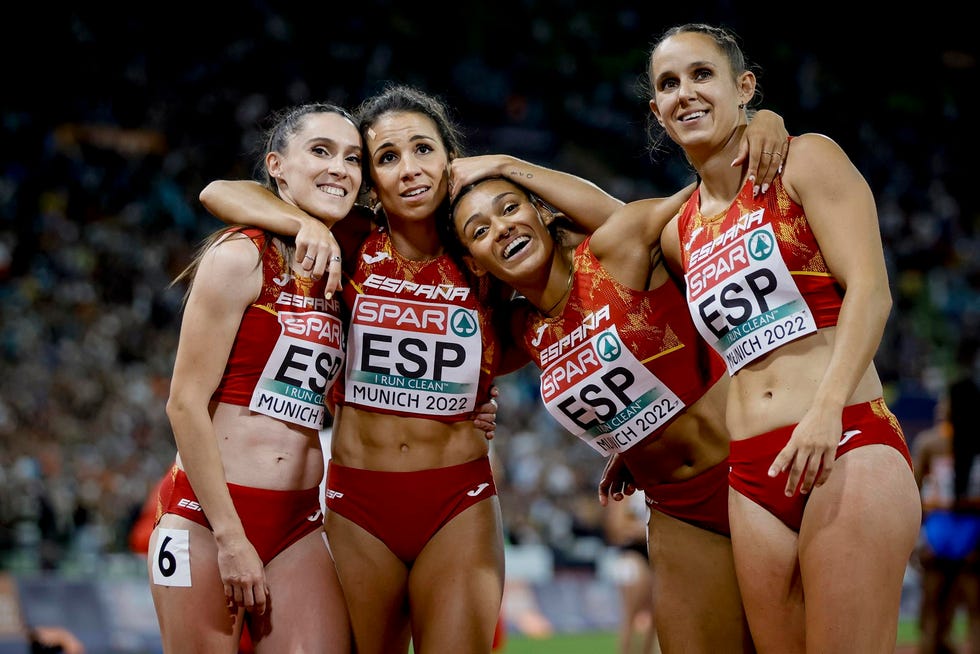 paula sevilla, maribel pérez, jäel bestué y  sonia molina prados