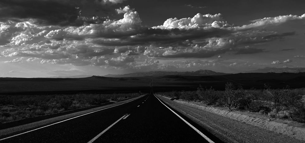 abgelegene Wüstenautobahn
