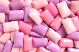 remove chewing gum stains