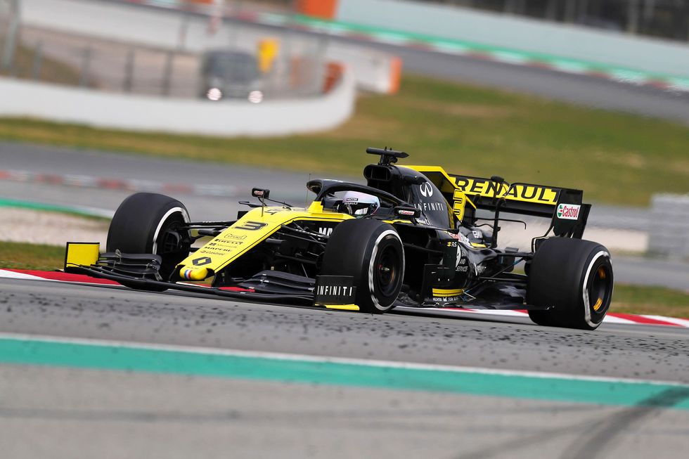Daniel Ricciardo of Australia driving the (3) Renault Sport
