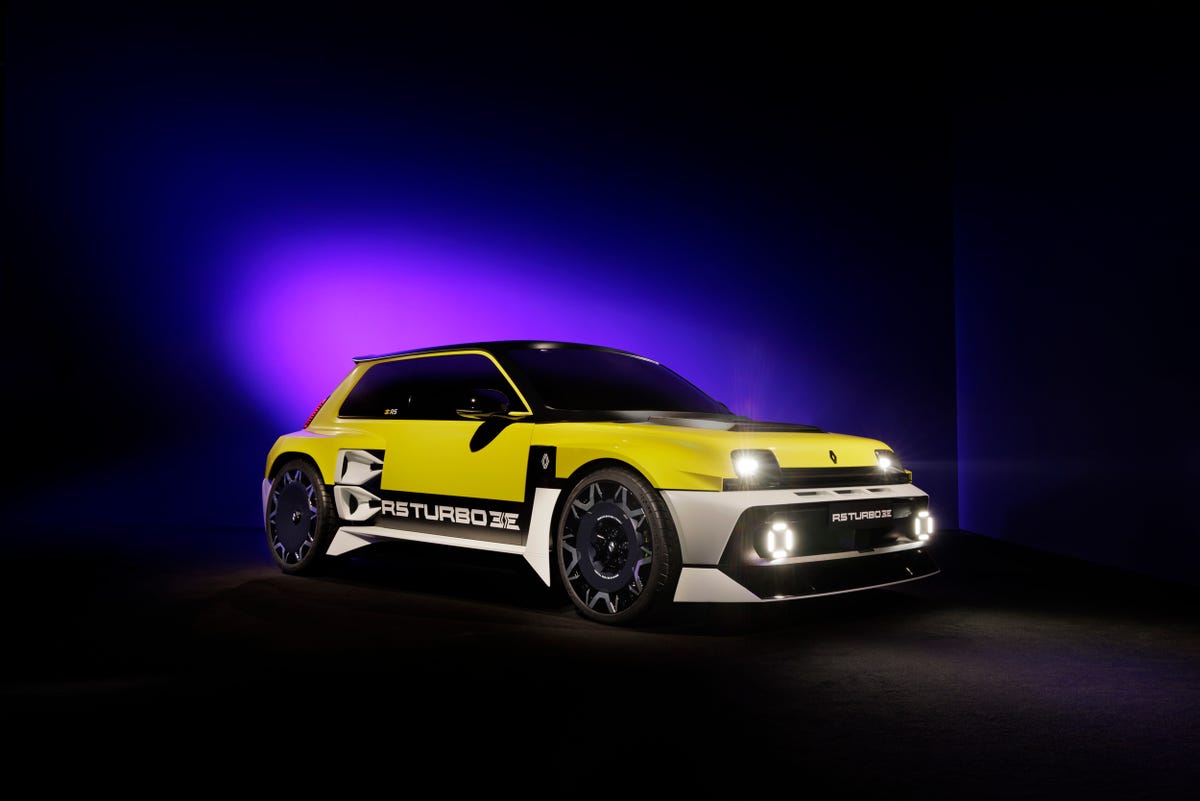 Renault 5 Turbo 3E Photo Gallery