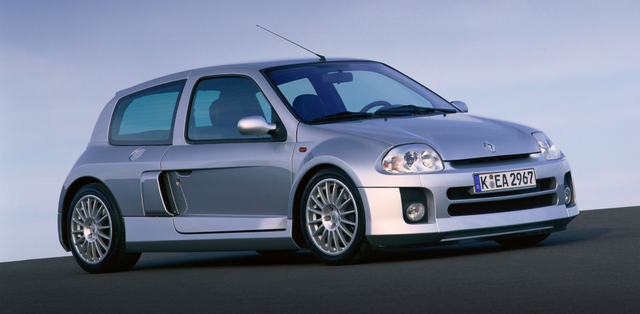 What Changed on the Mid-Engine Clio V6