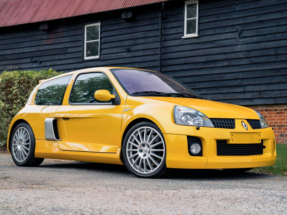 Este Renault Clio V6 se vendió por más de 100.000 euros!