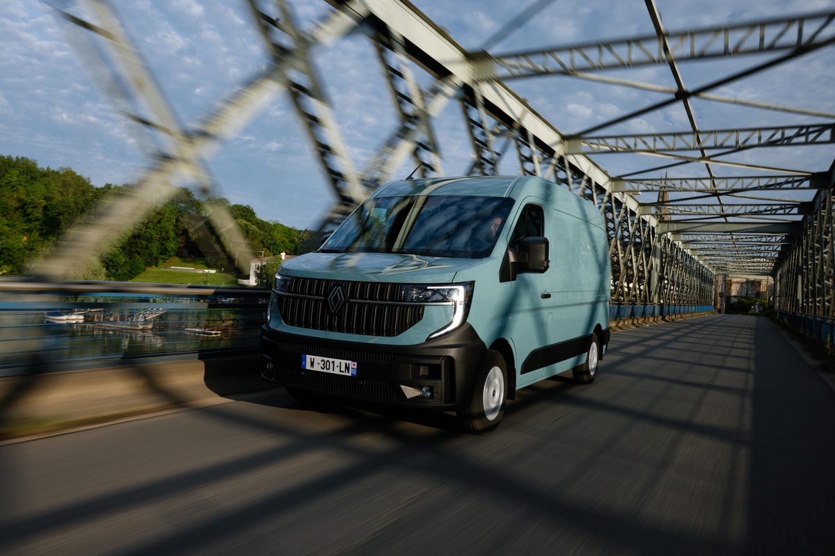 renault-master-e-tech-2024-1-min-66584ab865e74.jpg