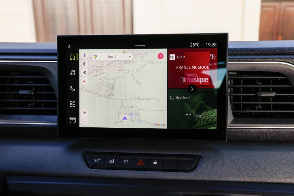 renault-master-e-tech-2024-5-min-665849f88ce2b.jpg