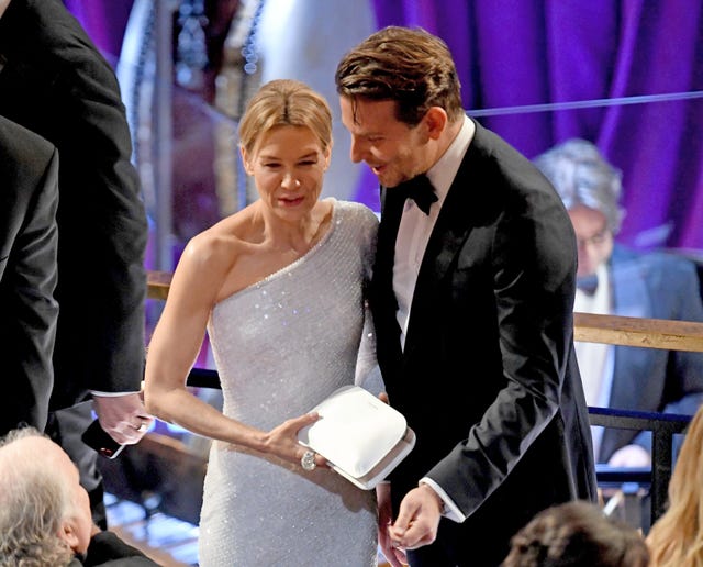 Renee Zellweger and Bradley Cooper 