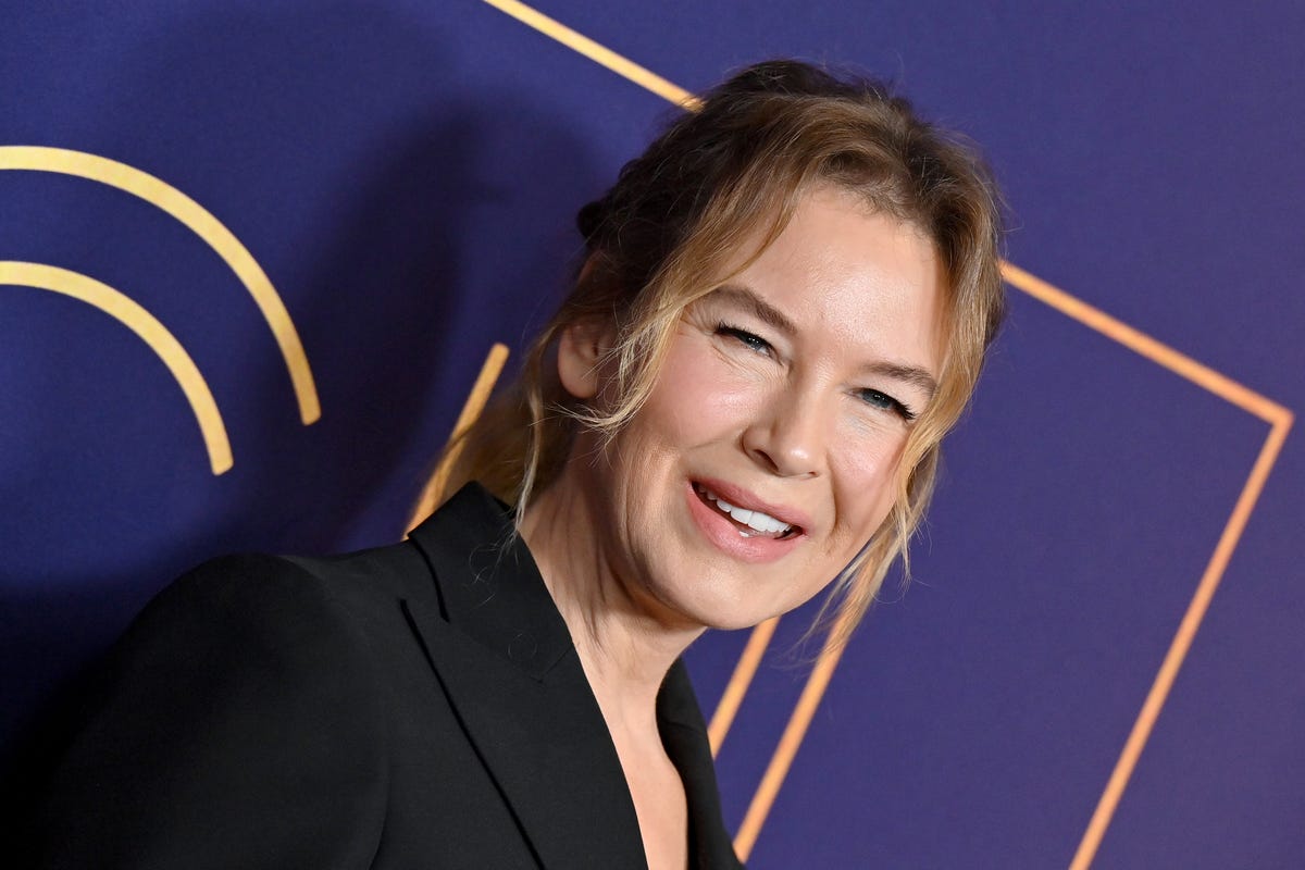 Renée Zellweger is seen in snap with boyfriend, Ant Anstead