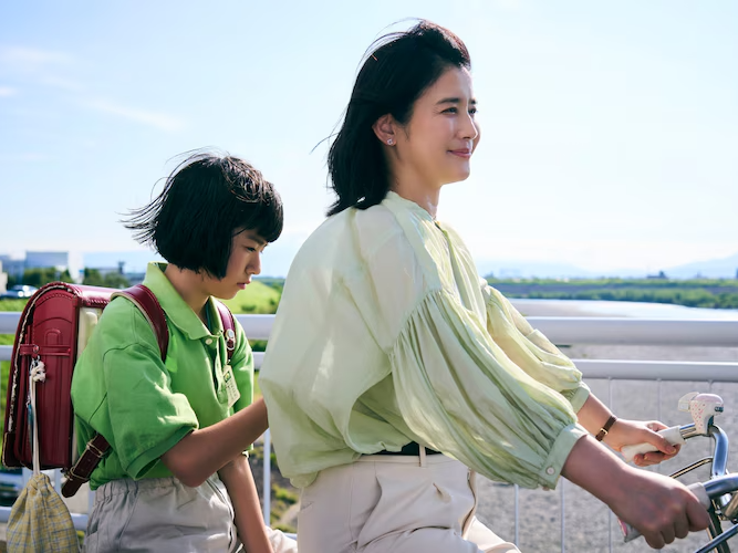 カンヌ国際映画祭】早川千絵監督がパルムドールを狙う!2025年 カンヌ国際映画祭】早川千絵監督がパルムドールを狙う!2025年