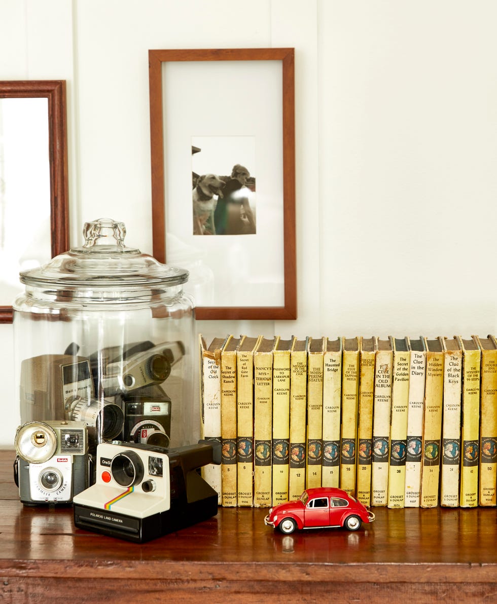 vintage cameras, vintage hardy boy books