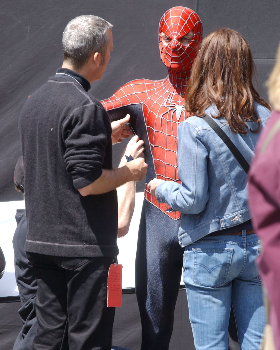 "spider man 2" on location at new york city hall