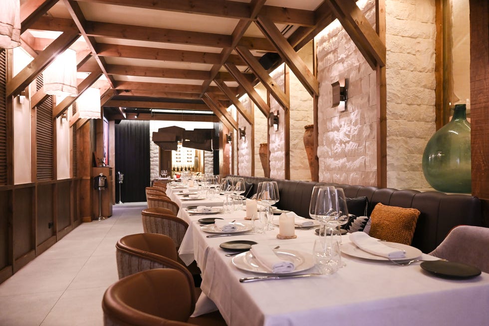 vista del salon del restaurante ceferino