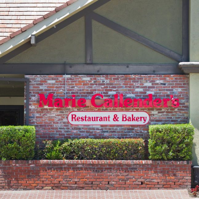 marie callenders restaurants open on thanksgiving