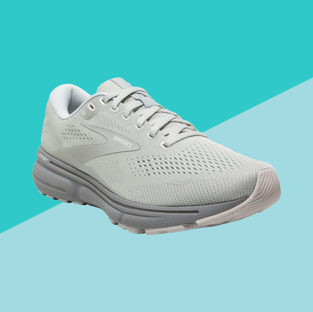 The 14 Best Shoes for Flat Feet of 2024, Editor-Tested