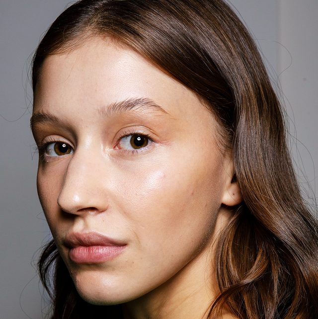 How to Use Retinol and Vitamin C Together, According to Derms
