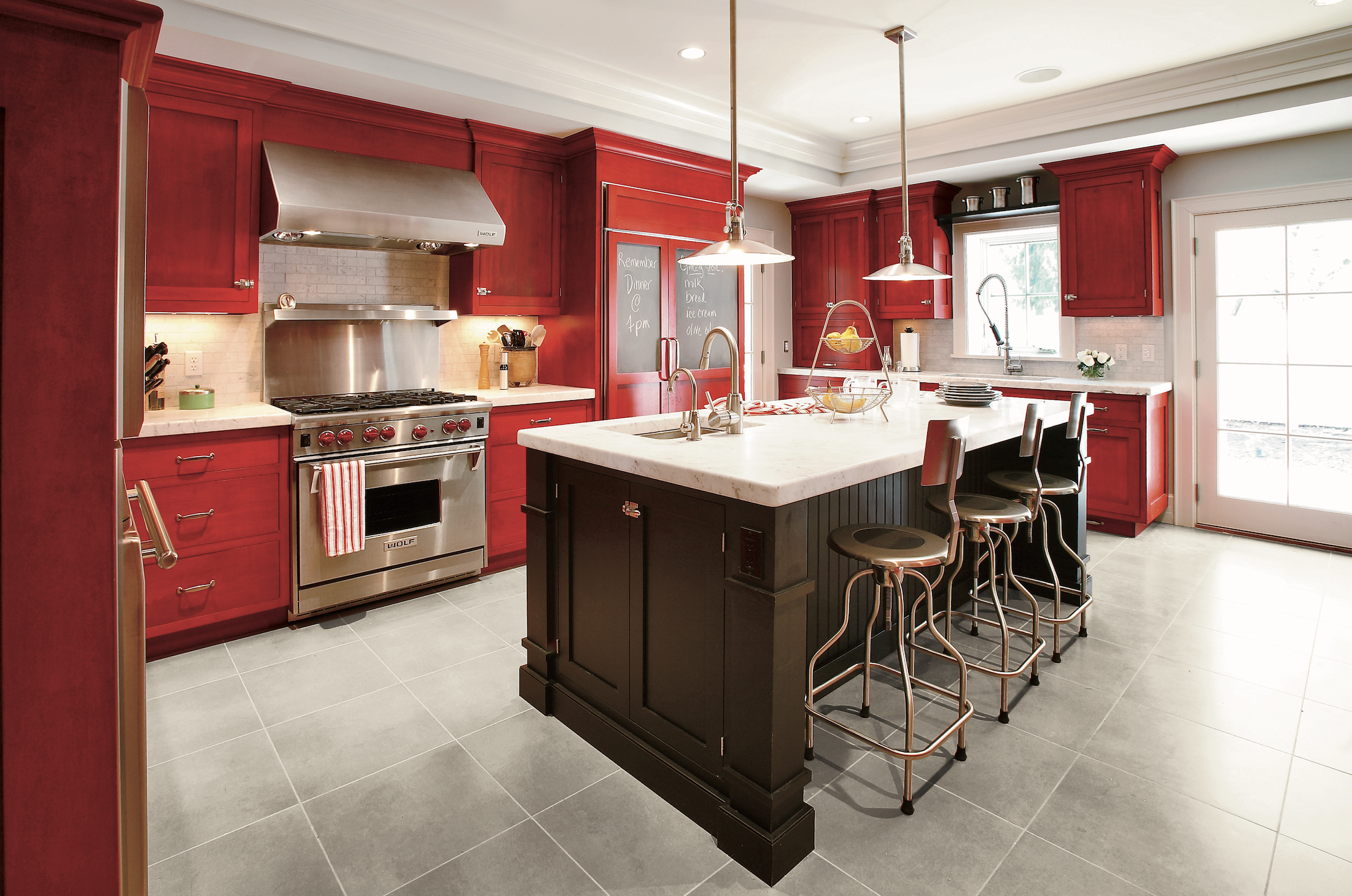 40 Best Kitchen Paint and Wall Colors for 2024