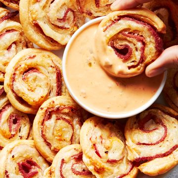 swirled corned beef and pastry pinwheels with russian dressing