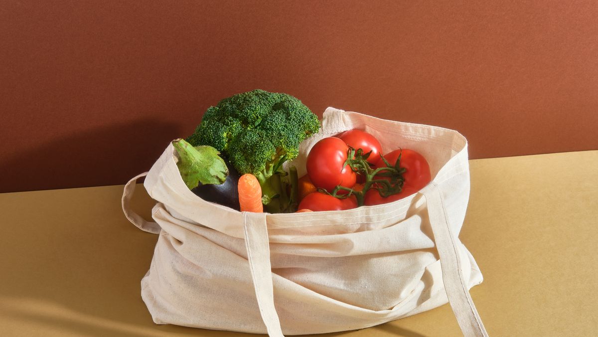 This Simple Shopping Bag Hack Helps You Remember It Every Time