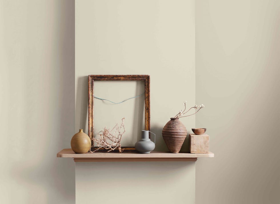 detail of benjamin moore revere pewter