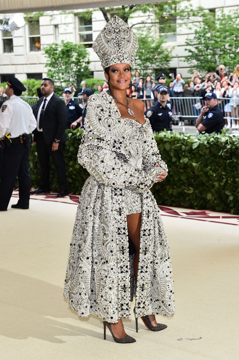 Rihanna Wore A Pope-Inspired Dress To The Met Gala And We're Not Worthy
