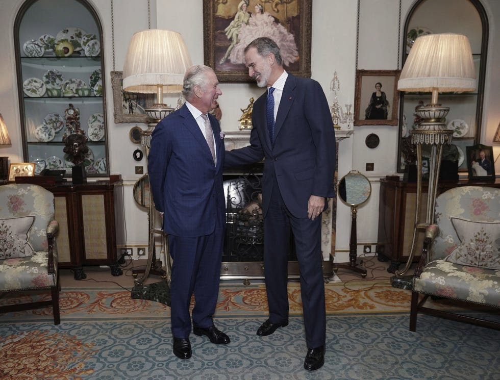 rey carlos iii y el rey felipe vi