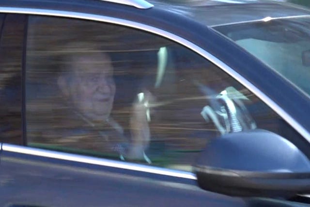 juan carlos i visita madrid para felicitar a su hija la infanta elena por su 60 cumpleanos