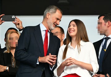 el rey felipe vi y la infanta sofia en la final de la eurocopa 2024