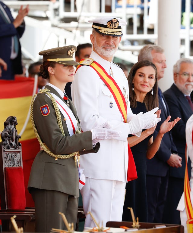 los reyes felipe y letizia y la princesa leonor en el acto de jura de bandera y entrega de reales despachos de la armada en la escuela naval militar de marin, pontevedra