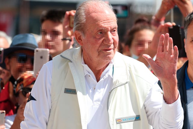 rey juan carlos llega a sanxenxo