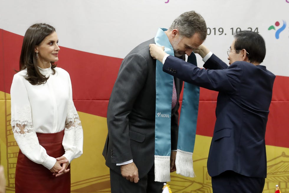 Los Reyes, Felipe y Letizia, en Seul