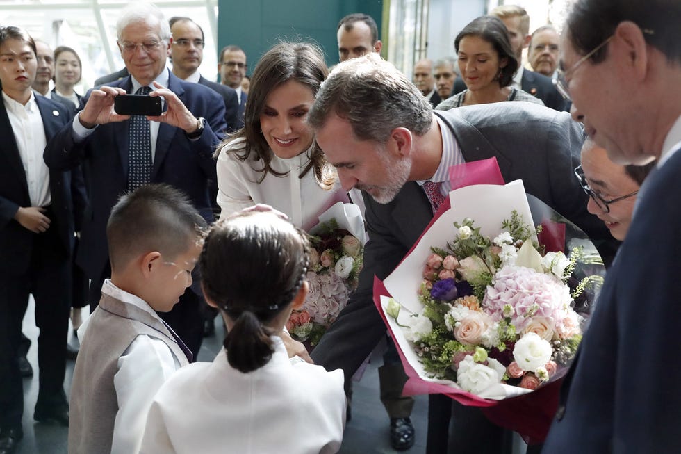 Los Reyes, Felipe y Letizia, en Seul