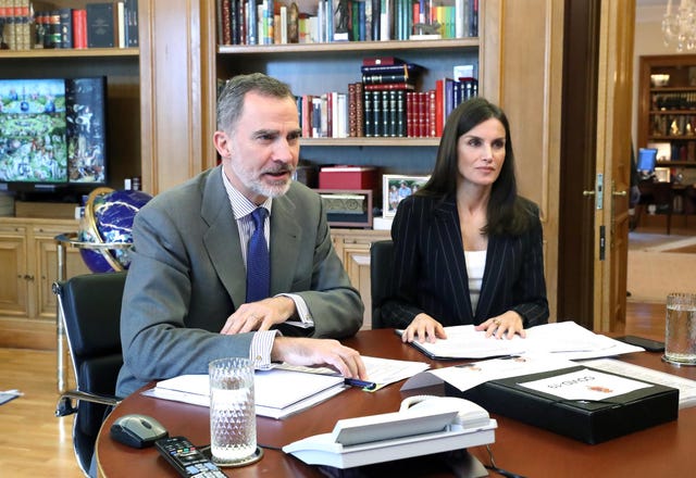 Los Reyes se reunen con responsables de la industria alimentaria