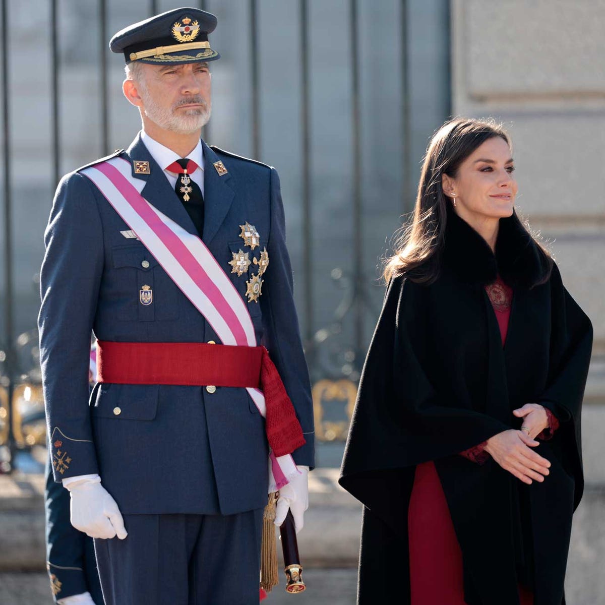El Look De Letizia Para Empezar El Año Y Esconder Su Preocupación Por Jaime Del Burgo 8 Los Reyes, En La Pascua Militar