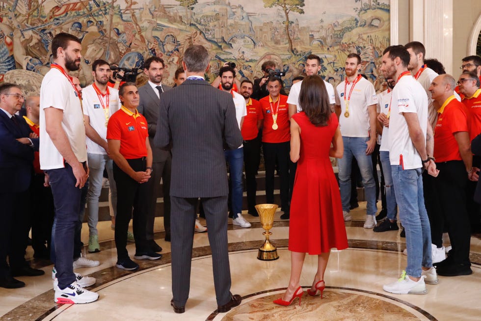 Los Reyes con la selección española de baloncesto