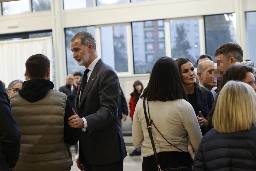 felipe vi y doña letizia llegan a valencia