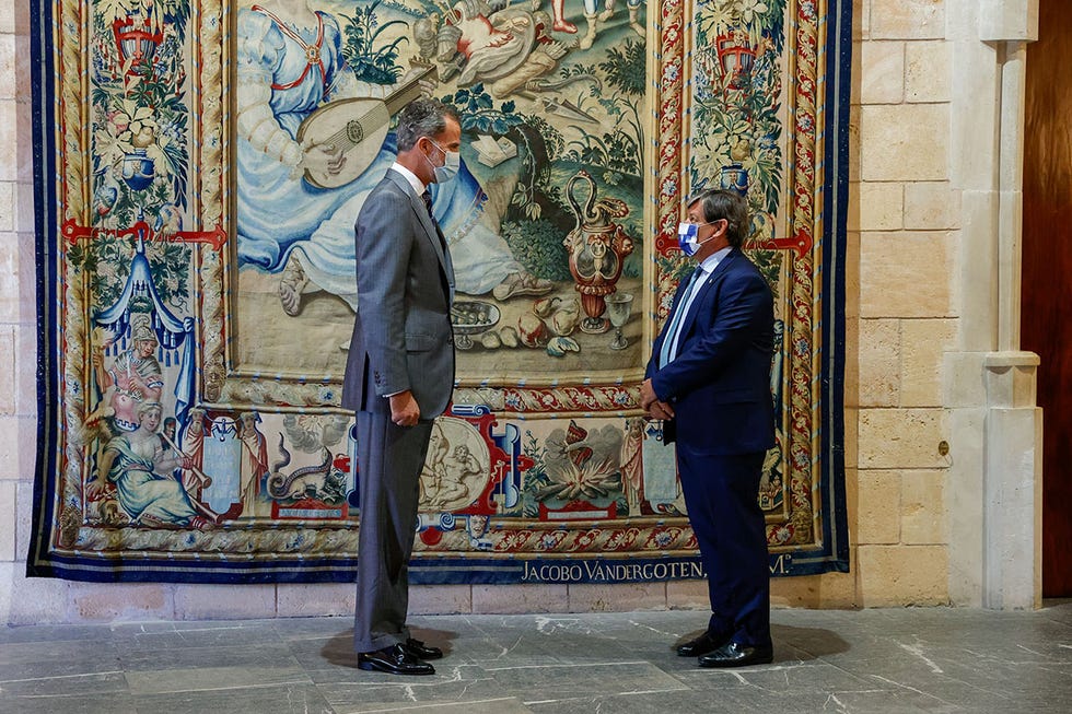 el rey felipe recibe en audiencia a thomas mulet, presidente del parlamento balear
