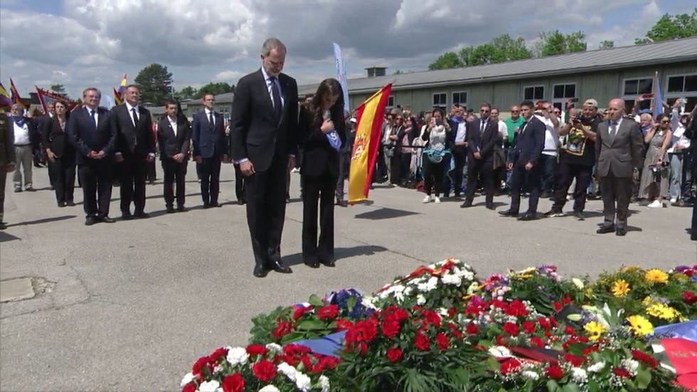 reyes de españa en el acto homenaje a las victimas mauthausen