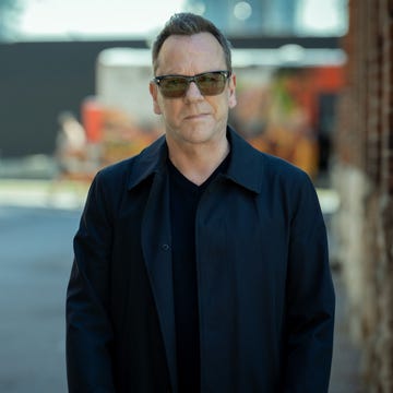 The Playbook kiefer sutherland as john weir of the paramount+ series rabbit hole. photo cr: marni grossman/paramount+ © 2022 viacom international inc. all rights reserved.