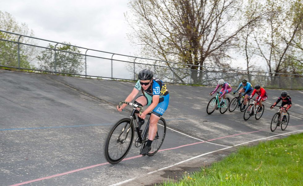 Robyn Hightman racing at Kissena Velodrome in Queens, 2019.