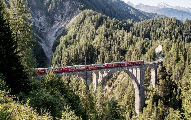 Rhaetische Bahn: Bernina Express - Davos