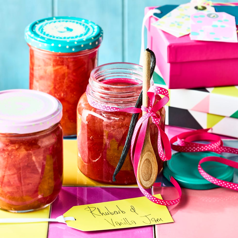 rhubarb and vanilla jam