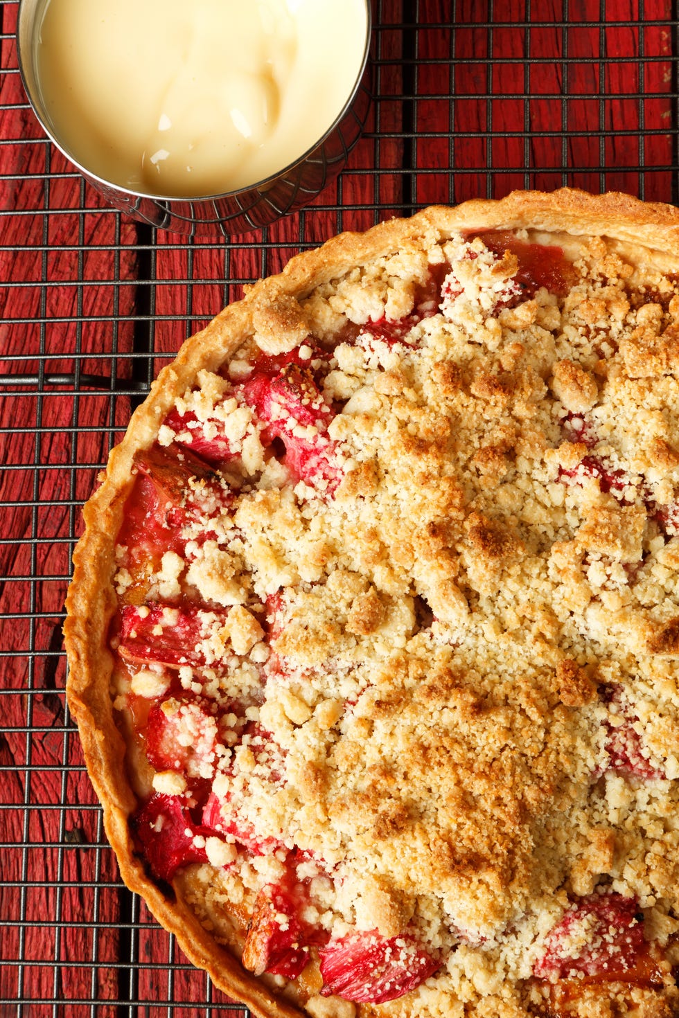 rhubarb orange crumble tart