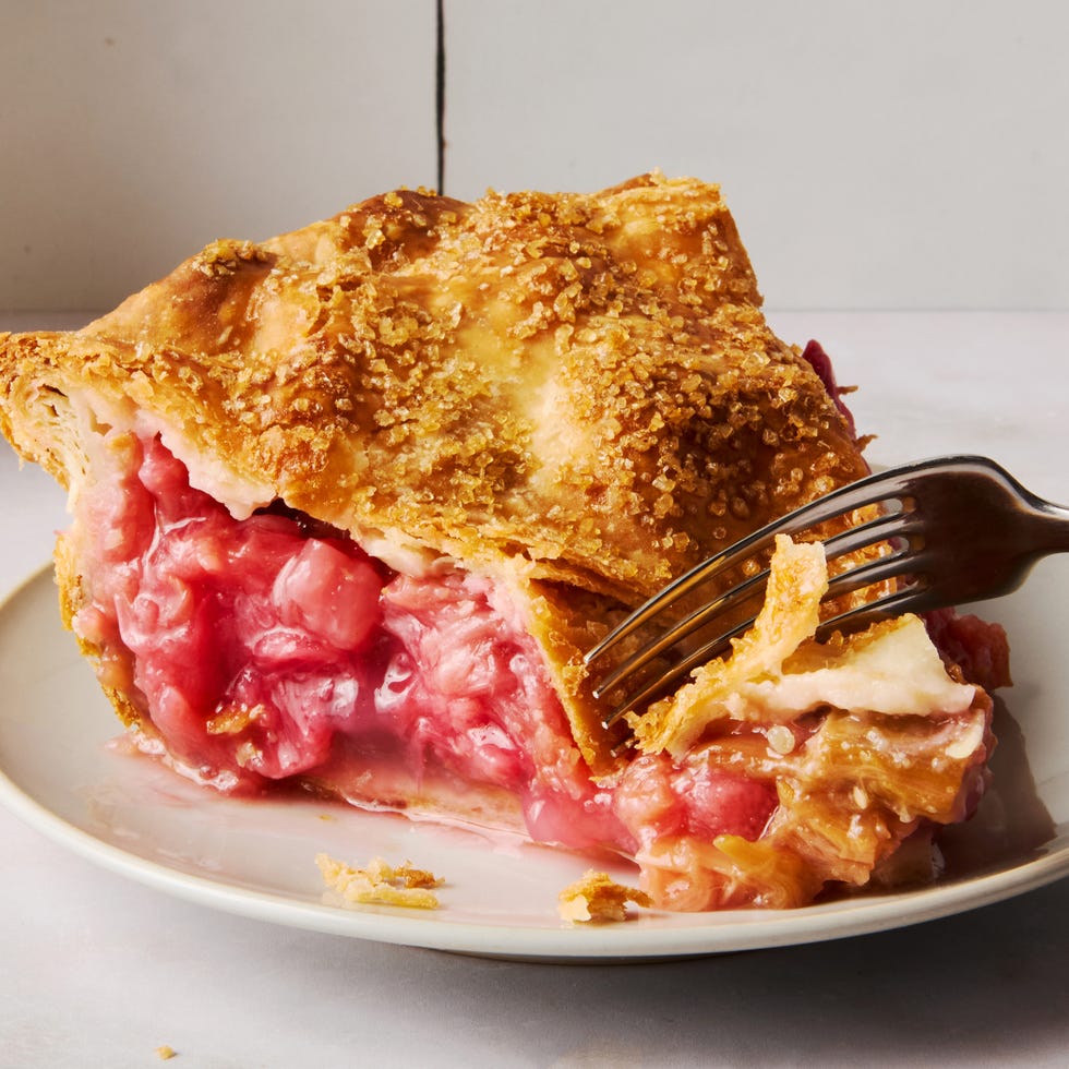 pie filled with pink rhubarb