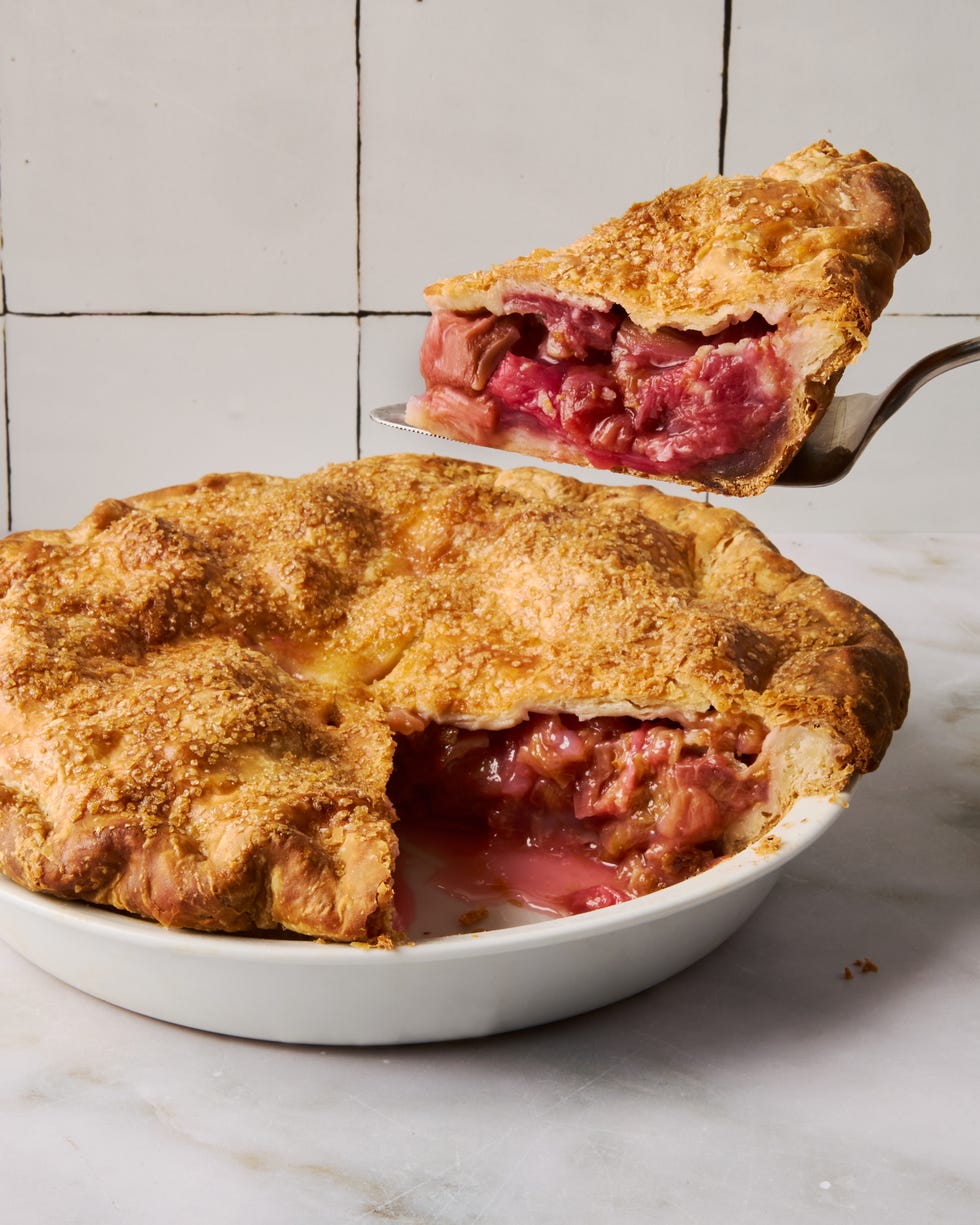 pie filled with pink rhubarb