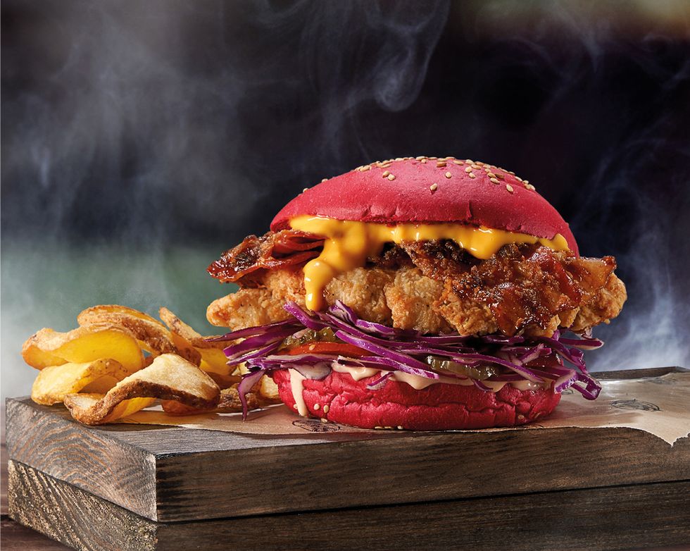 hamburguesa del restaurante ribs para halloween 2023